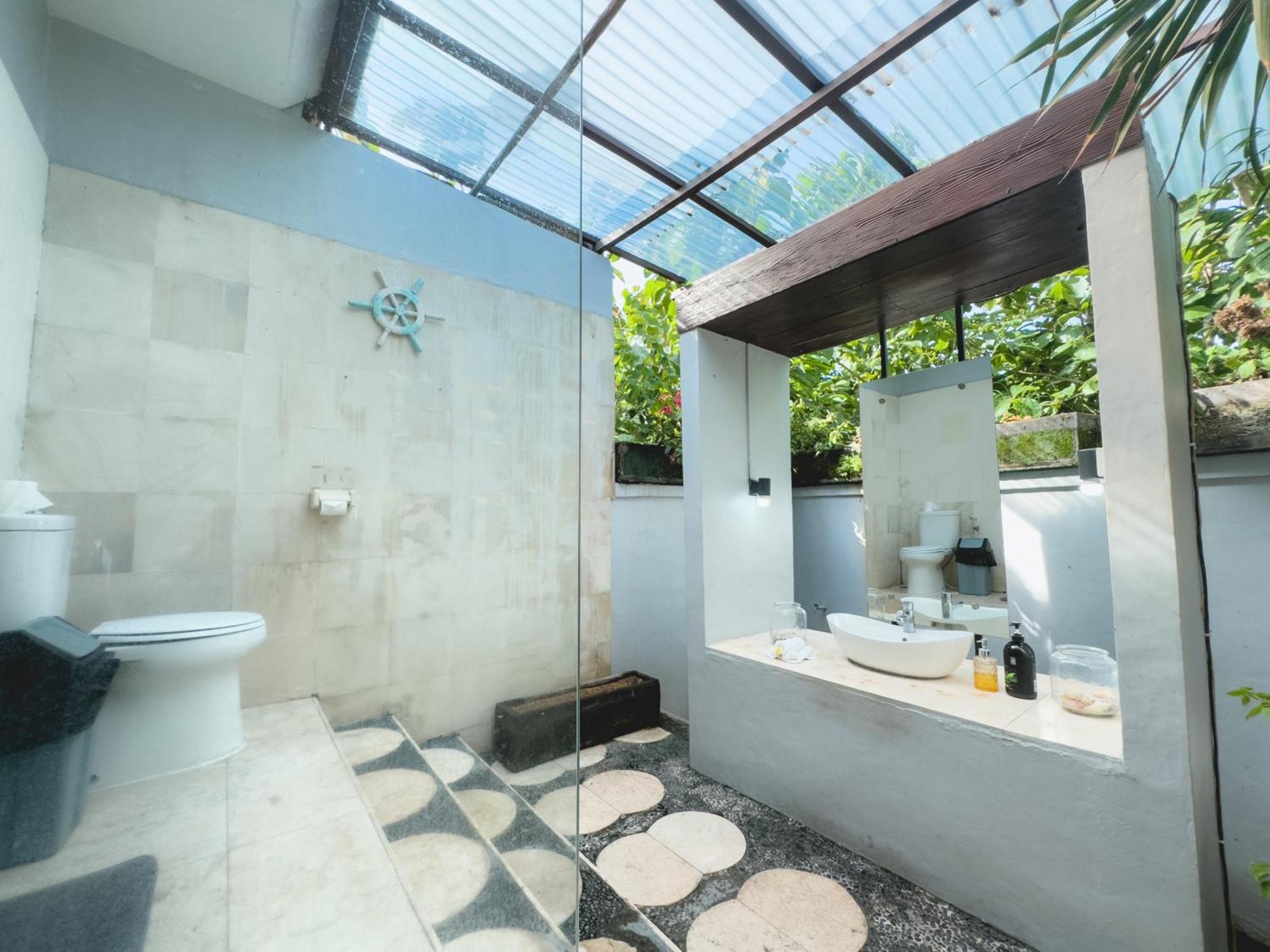 Villa Habibi Uluwatu Екстериор снимка