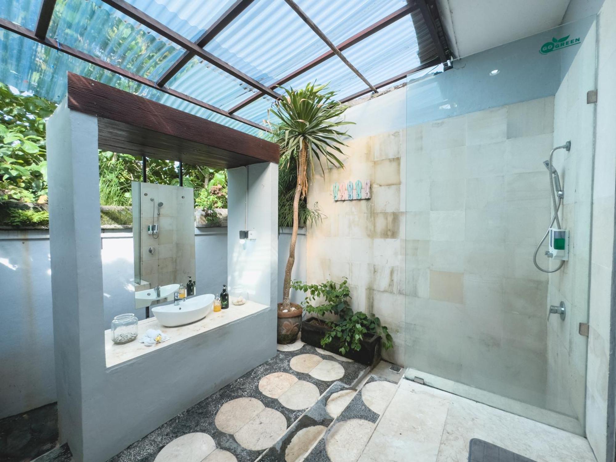 Villa Habibi Uluwatu Екстериор снимка